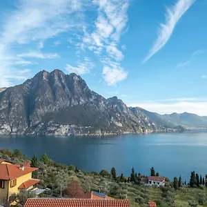 Bella Vista Appartamento Riva di Solto