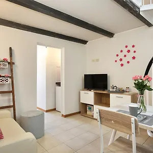 Santa Monaca 23 - Sweet Dreams In Florence