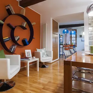 Pietrapiana Flat & Local Market Appartamento